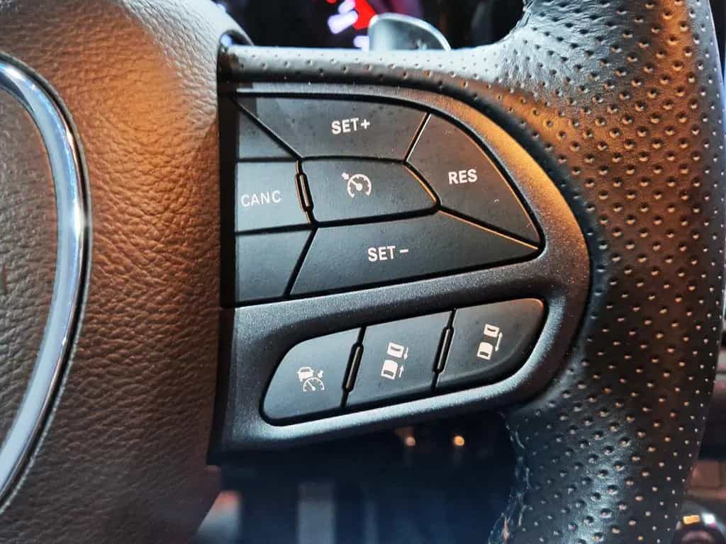 Dodge Durango 5.7 V8 R/T HEMI GAS|7 SITZER|LEDERI|PANO 12/2023-photo-23