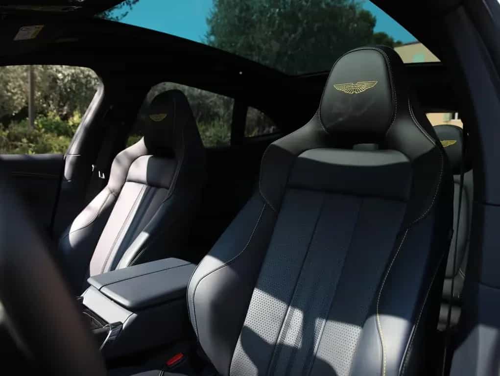 Aston Martin DBX 4.0 V8 DBX707 07/2025-photo-11