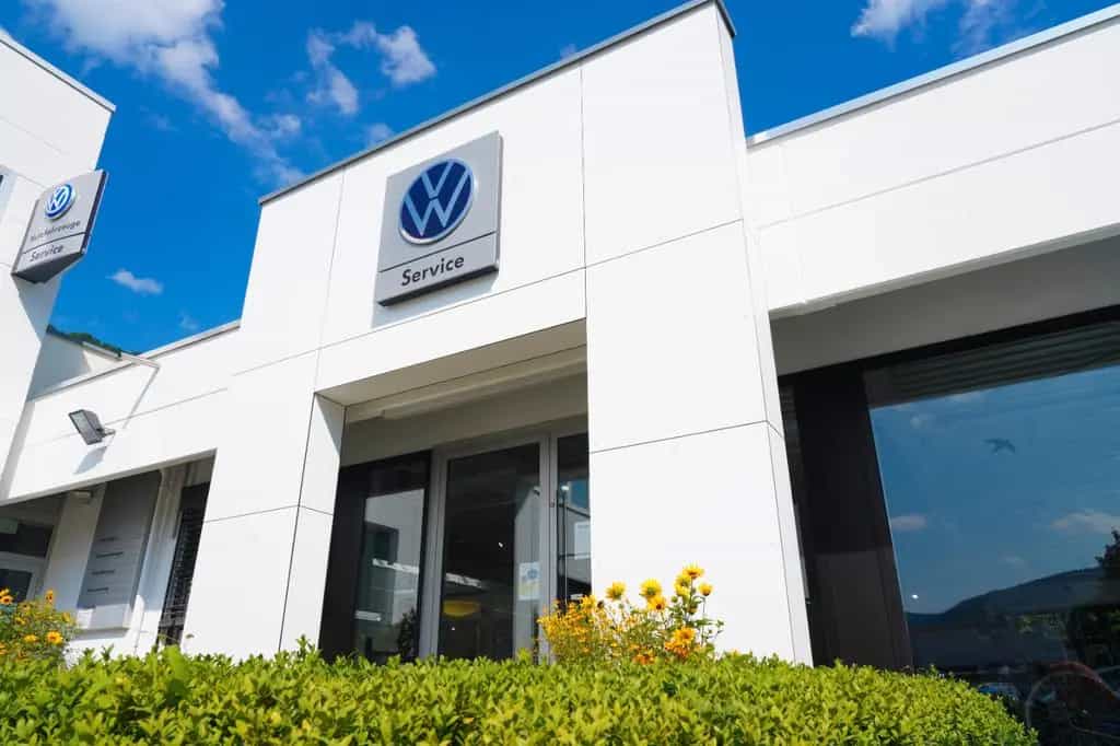 Volkswagen T-Roc 1.5 Sport*NAVI*LED*ACC*KLIMAAUTOM*GARANTIE 09/2021-photo-11