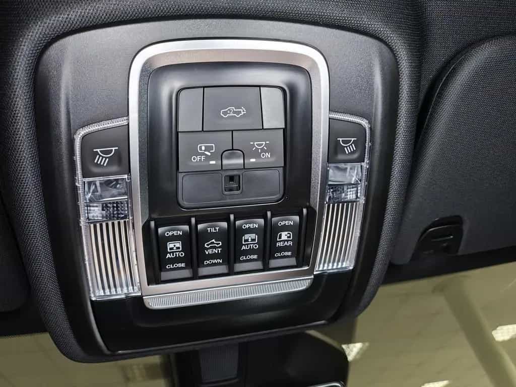 Dodge RAM 1500 REBEL Hunter Edition 1 of 10 Fender Fla 12/2024-photo-23