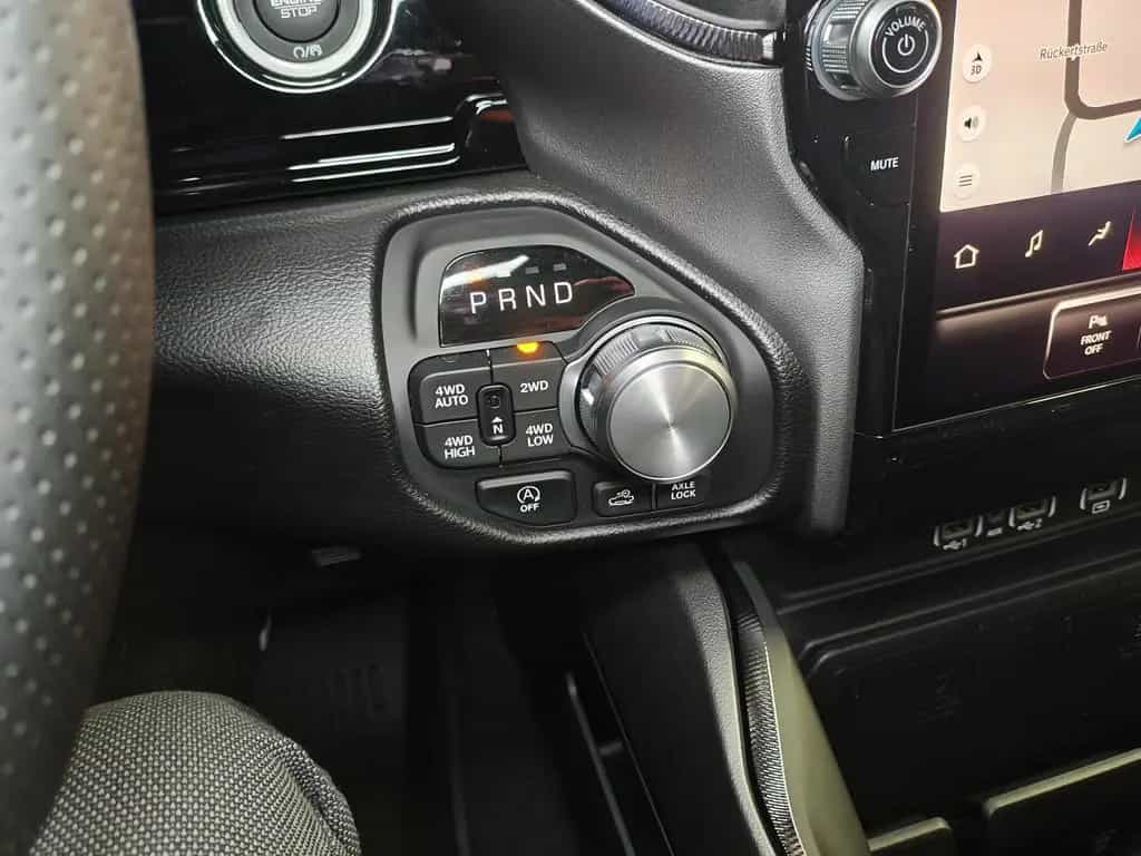 Dodge RAM 1500 REBEL Hunter Edition 1 of 10 Fender Fla 12/2024-photo-27