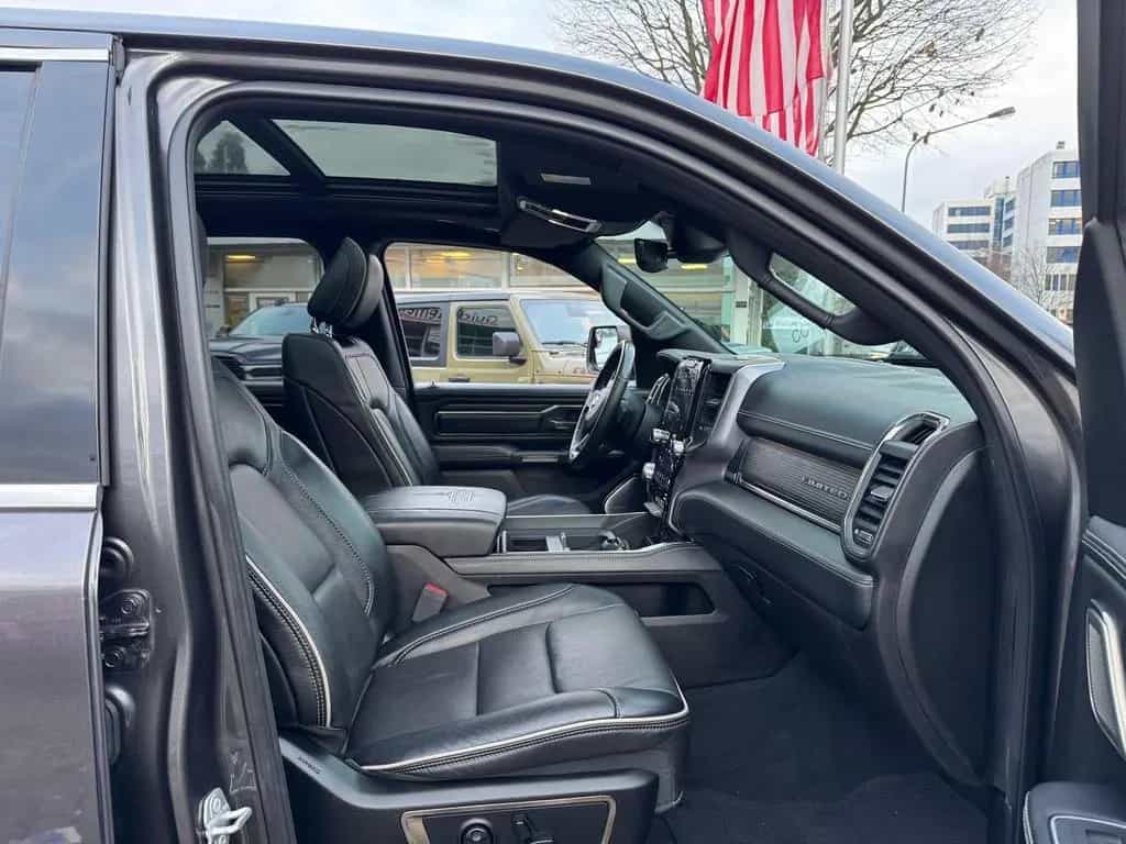 Dodge RAM 1500 5,7 V8 Crew Cab Limited Ladeflächenabde 11/2018-photo-17