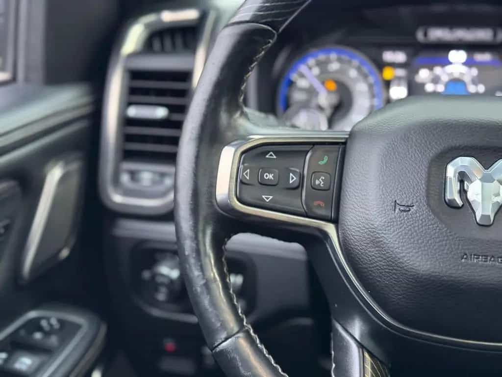 Dodge RAM 1500 5,7 V8 Crew Cab Limited Ladeflächenabde 11/2018-photo-25