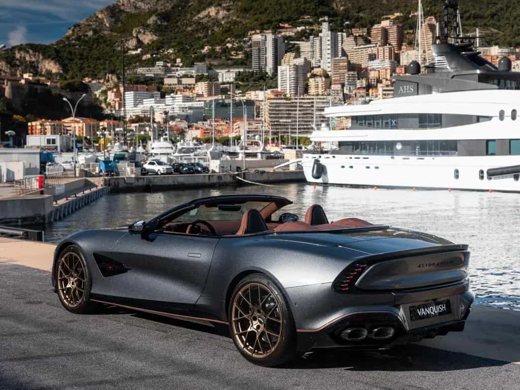 Aston Martin Vanquish Volante null-photo-3