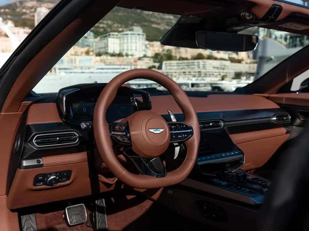 Aston Martin Vanquish Volante null-photo-7