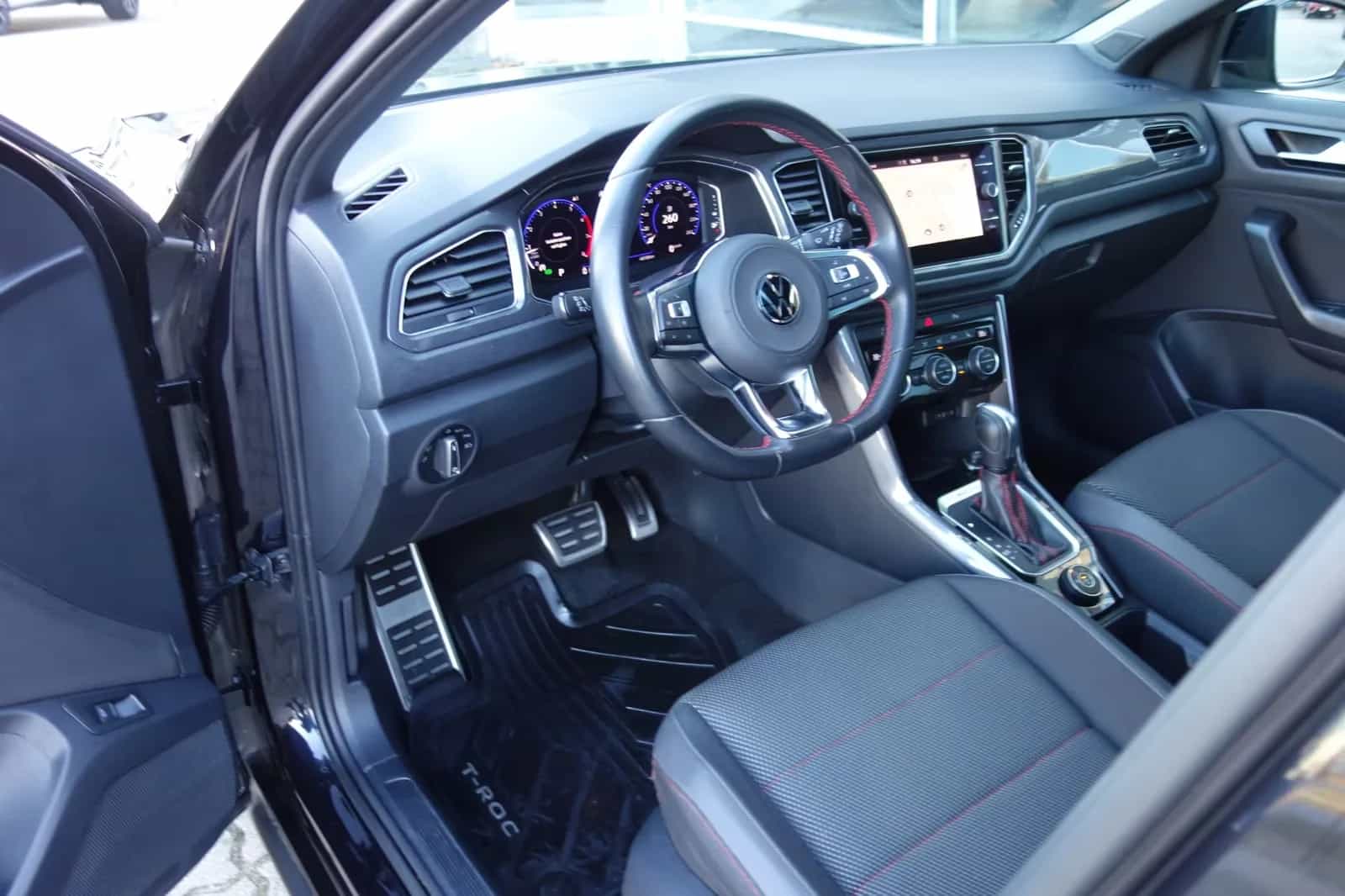 Volkswagen T-Roc 01/2022-photo-6
