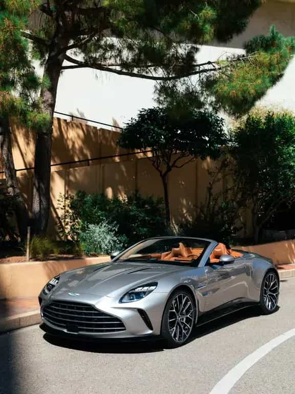 Aston Martin V8 Vantage Vantage Roadster null-photo-1