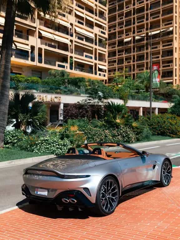 Aston Martin V8 Vantage Vantage Roadster null-photo-7