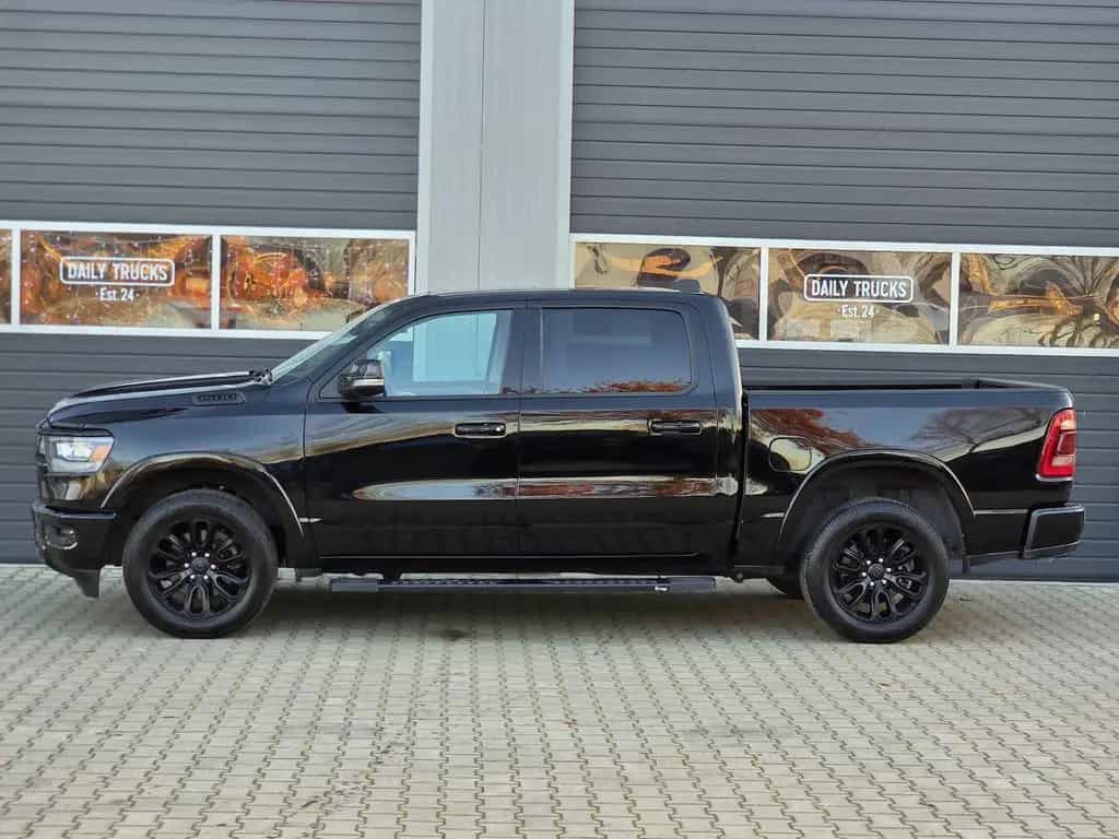 Dodge RAM 1500 5.7 4x4 Laramie Pano LED 12´´ AHK 07/2020-photo-15