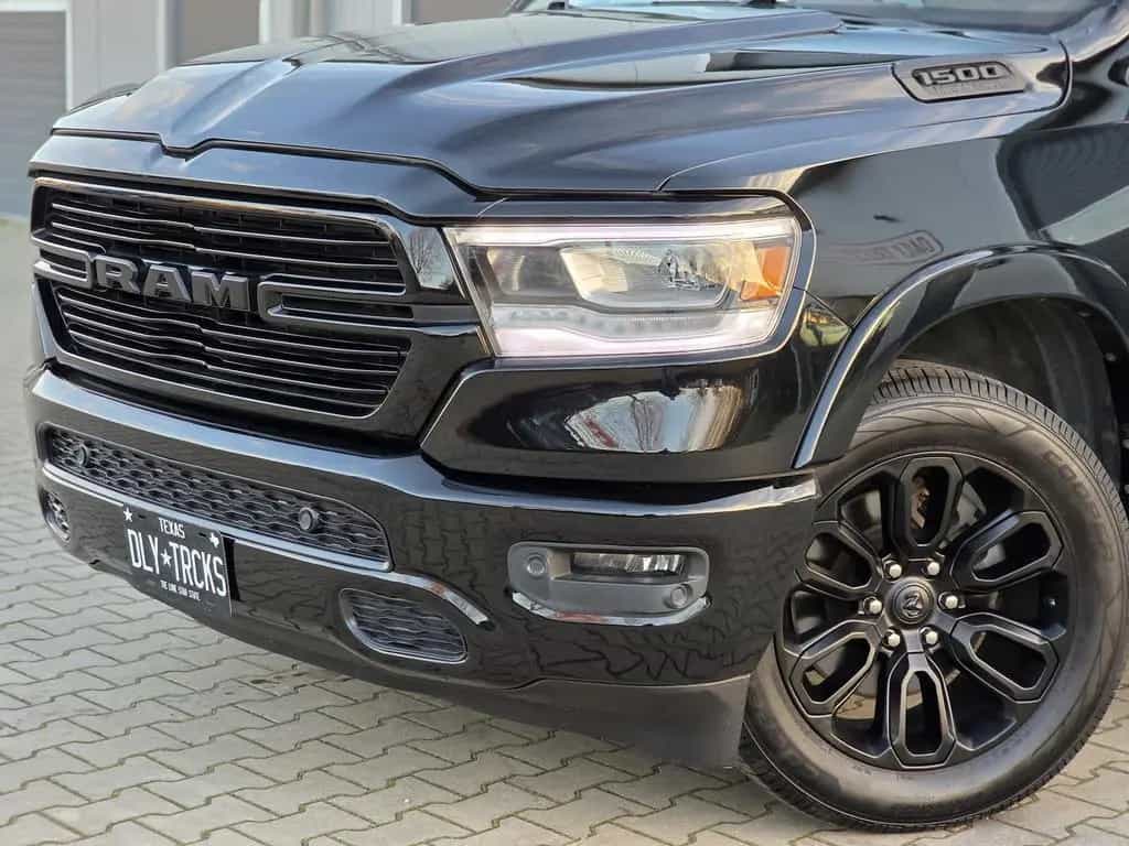 Dodge RAM 1500 5.7 4x4 Laramie Pano LED 12´´ AHK 07/2020-photo-6