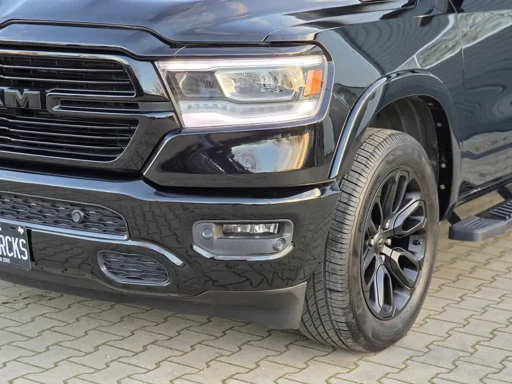 Dodge RAM 1500 5.7 4x4 Laramie Pano LED 12´´ AHK 07/2020-photo-7
