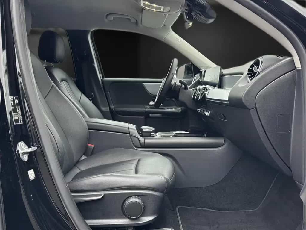 Mercedes-Benz GLB 200 d Massage*STHZG*Mubeam*Distro*belüSitze 05/2022-photo-18