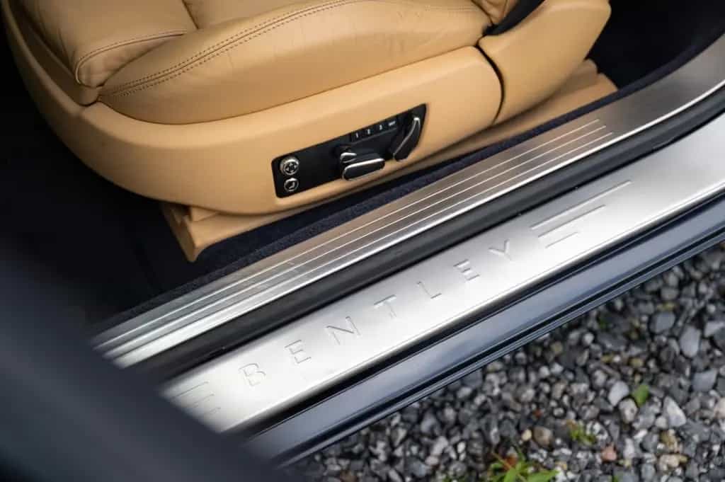 Bentley Continental GT 560PS | Blau/Beige 02/2004-photo-6