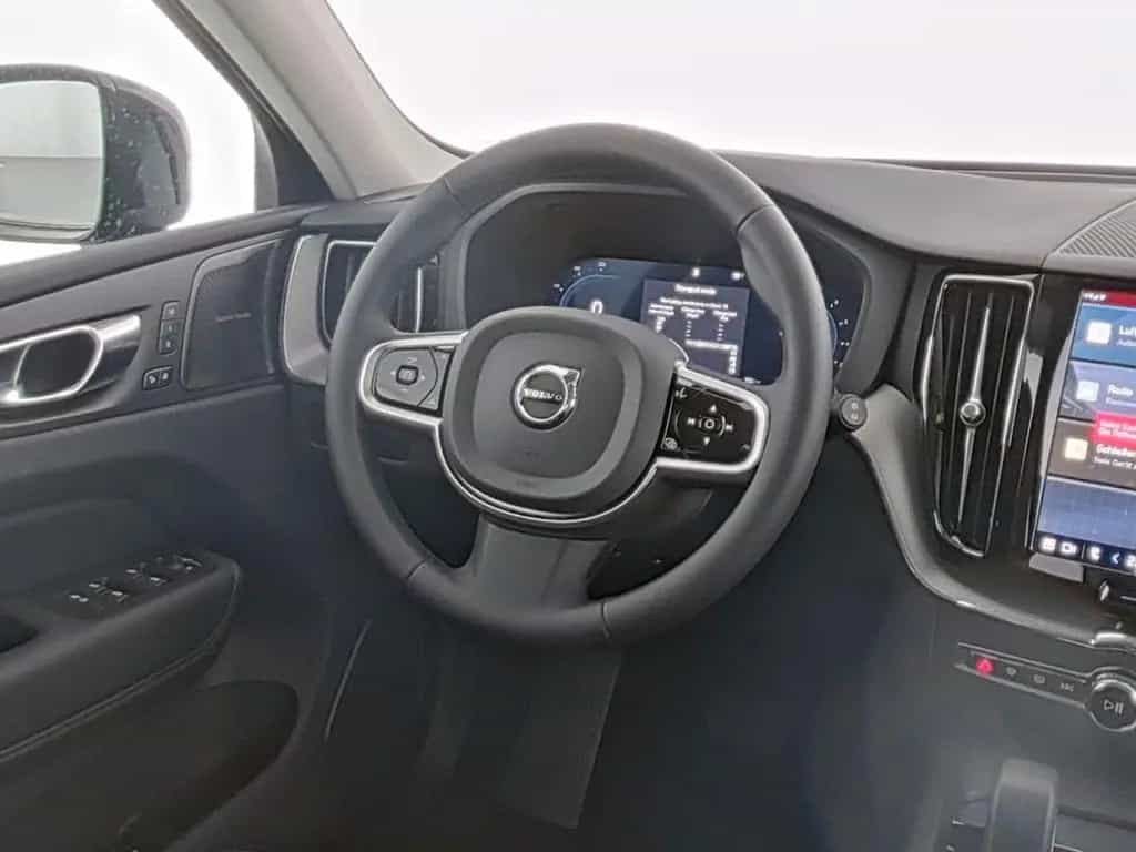 Volvo XC60 XC 60 B5 Plus Dark AWD airsuspension 05/2025-photo-13