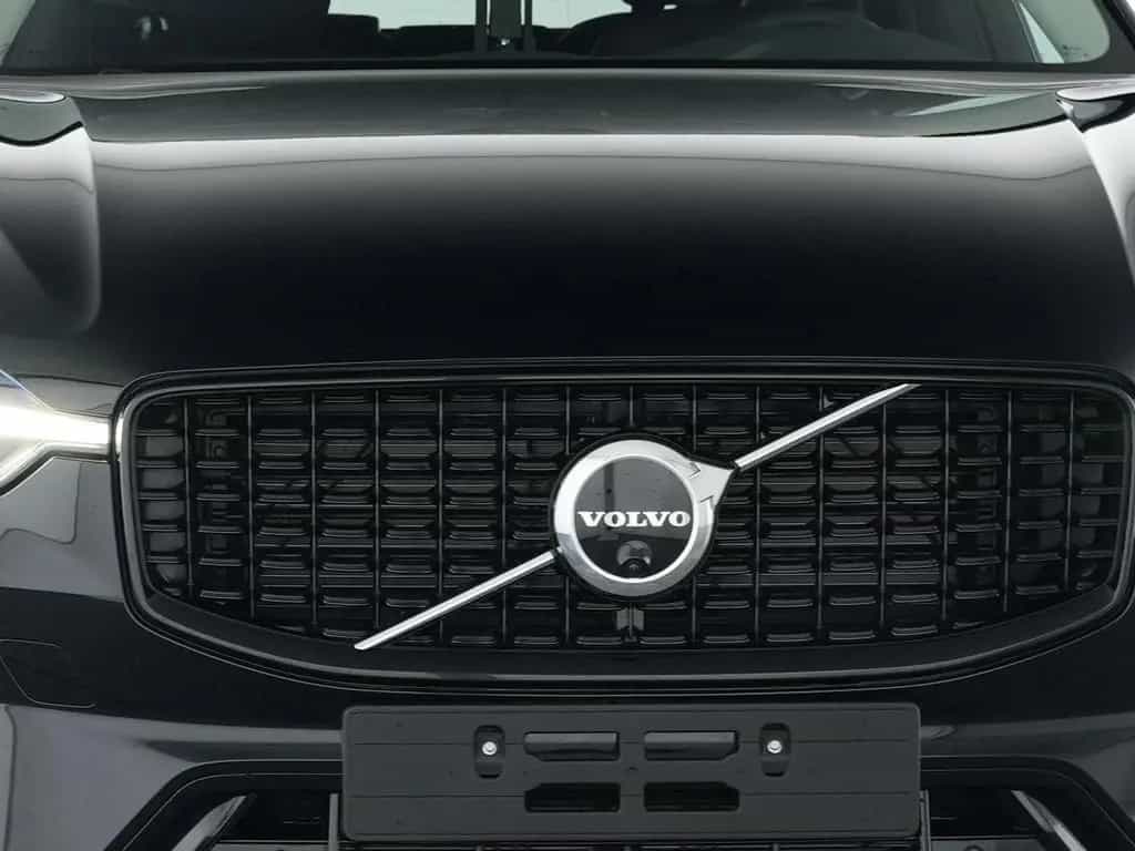 Volvo XC60 XC 60 B5 Plus Dark AWD airsuspension 05/2025-photo-4