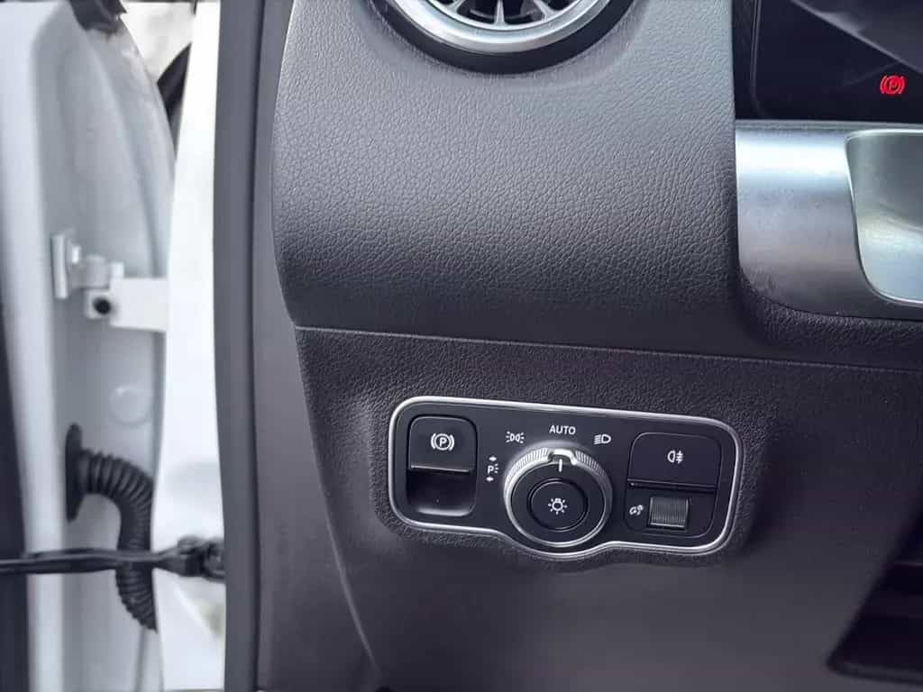 Mercedes-Benz GLB 250 AMG 20*LED*Kamera*DAB*Alcantara*Virtual 08/2021-photo-29