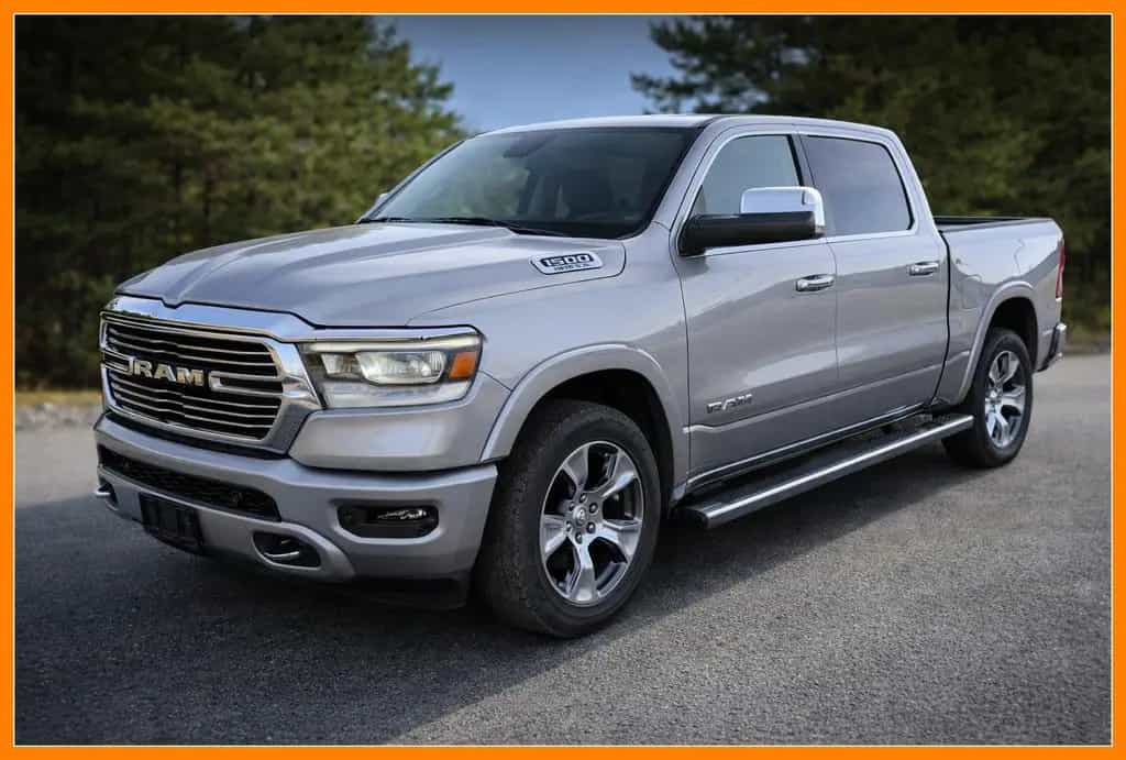 Dodge RAM 1500 Laramie 5.7 Hemi 4x4 01/2019-photo-0