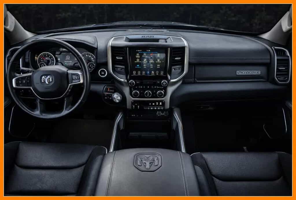 Dodge RAM 1500 Laramie 5.7 Hemi 4x4 01/2019-photo-16