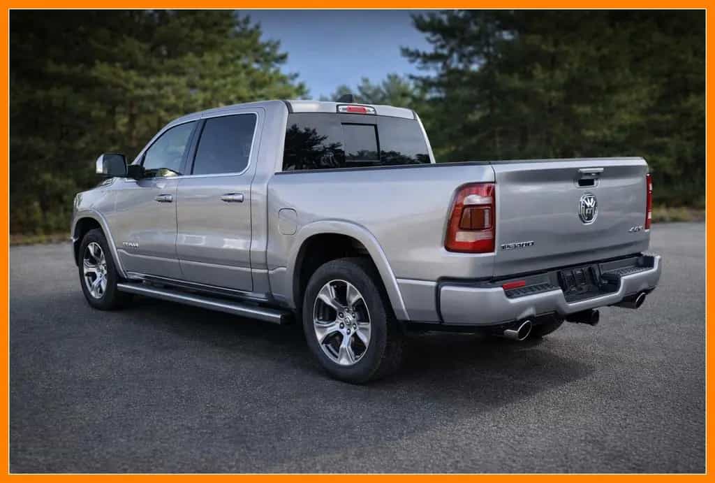 Dodge RAM 1500 Laramie 5.7 Hemi 4x4 01/2019-photo-2