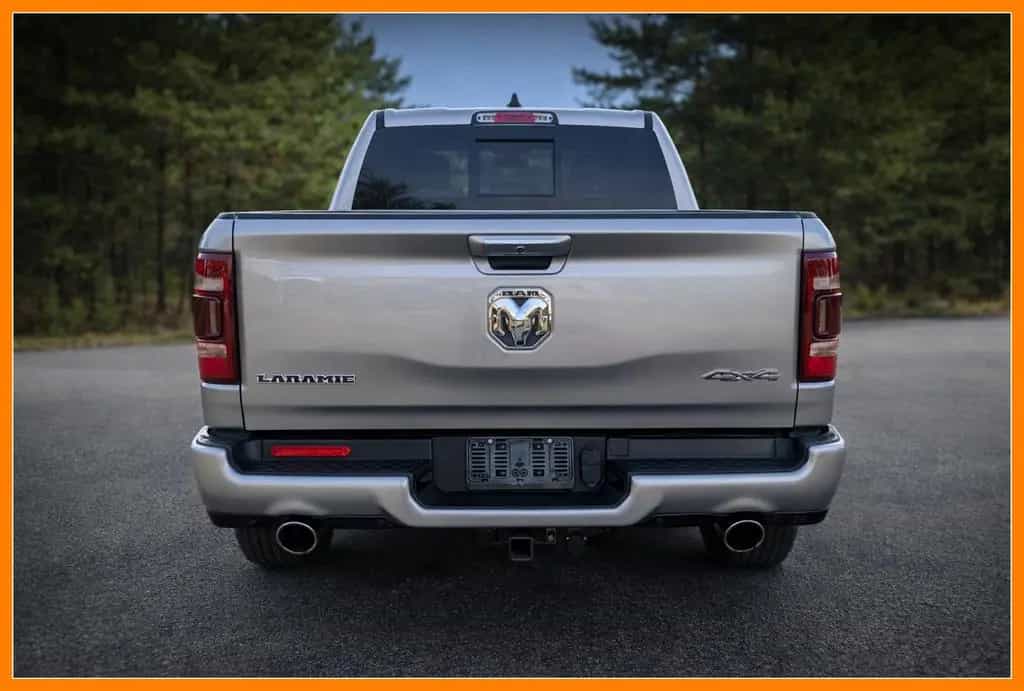 Dodge RAM 1500 Laramie 5.7 Hemi 4x4 01/2019-photo-3