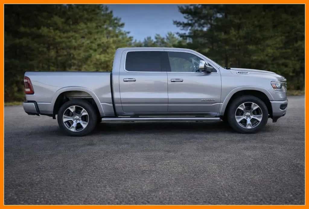 Dodge RAM 1500 Laramie 5.7 Hemi 4x4 01/2019-photo-5