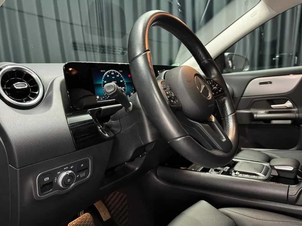 Mercedes-Benz GLA 220 d|AUTOMATIK|NAVI|LED-SCHEINWERFER| 07/2020-photo-5