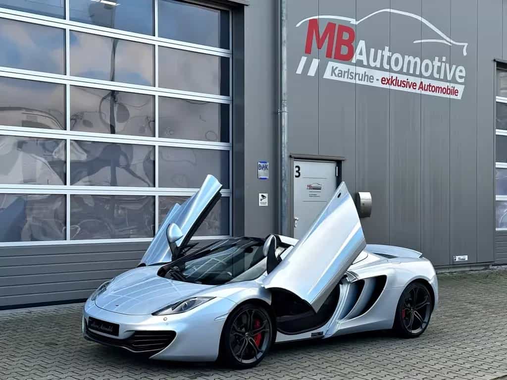McLaren MP4-12C 3.8 V8 Spider Ice Silver Service McL NEU 05/2013-photo-0