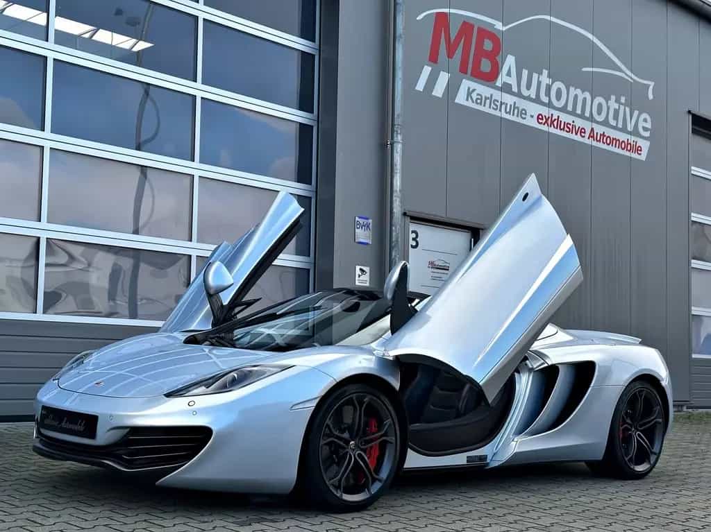 McLaren MP4-12C 3.8 V8 Spider Ice Silver Service McL NEU 05/2013-photo-1