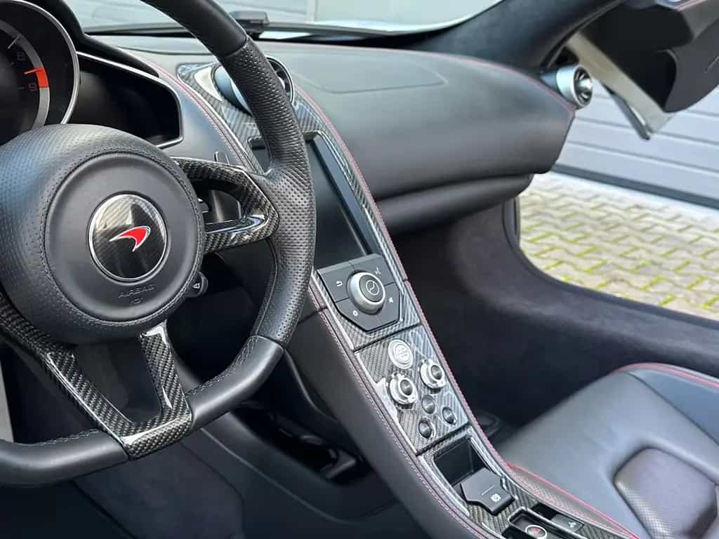 McLaren MP4-12C 3.8 V8 Spider Ice Silver Service McL NEU 05/2013-photo-20