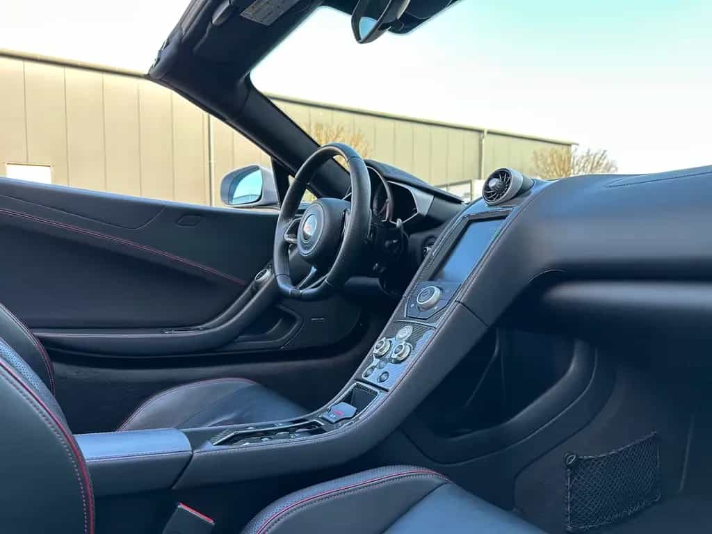 McLaren MP4-12C 3.8 V8 Spider Ice Silver Service McL NEU 05/2013-photo-23