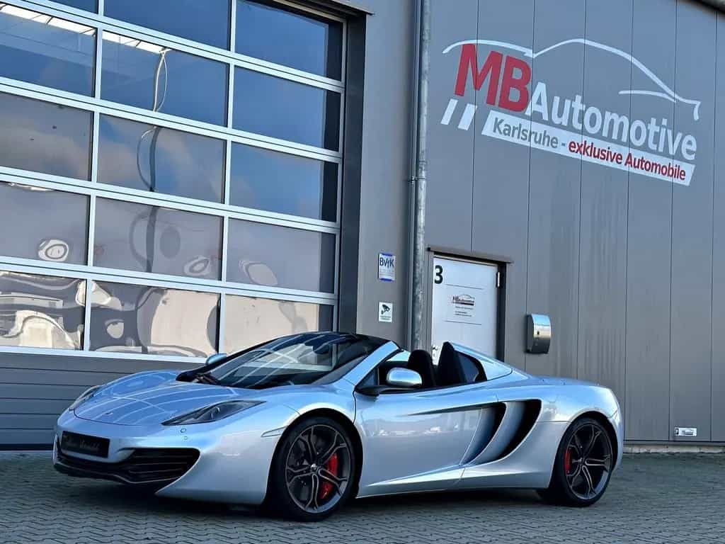 McLaren MP4-12C 3.8 V8 Spider Ice Silver Service McL NEU 05/2013-photo-31