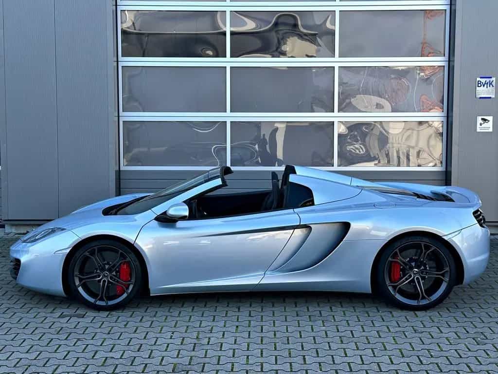 McLaren MP4-12C 3.8 V8 Spider Ice Silver Service McL NEU 05/2013-photo-32