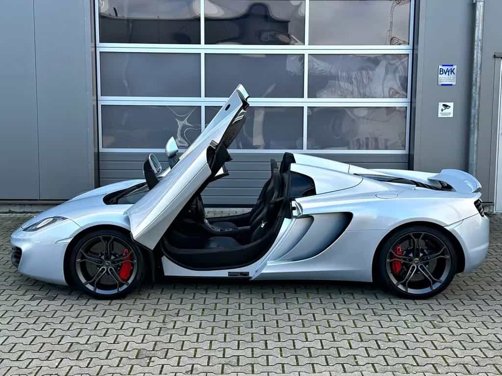 McLaren MP4-12C 3.8 V8 Spider Ice Silver Service McL NEU 05/2013-photo-4