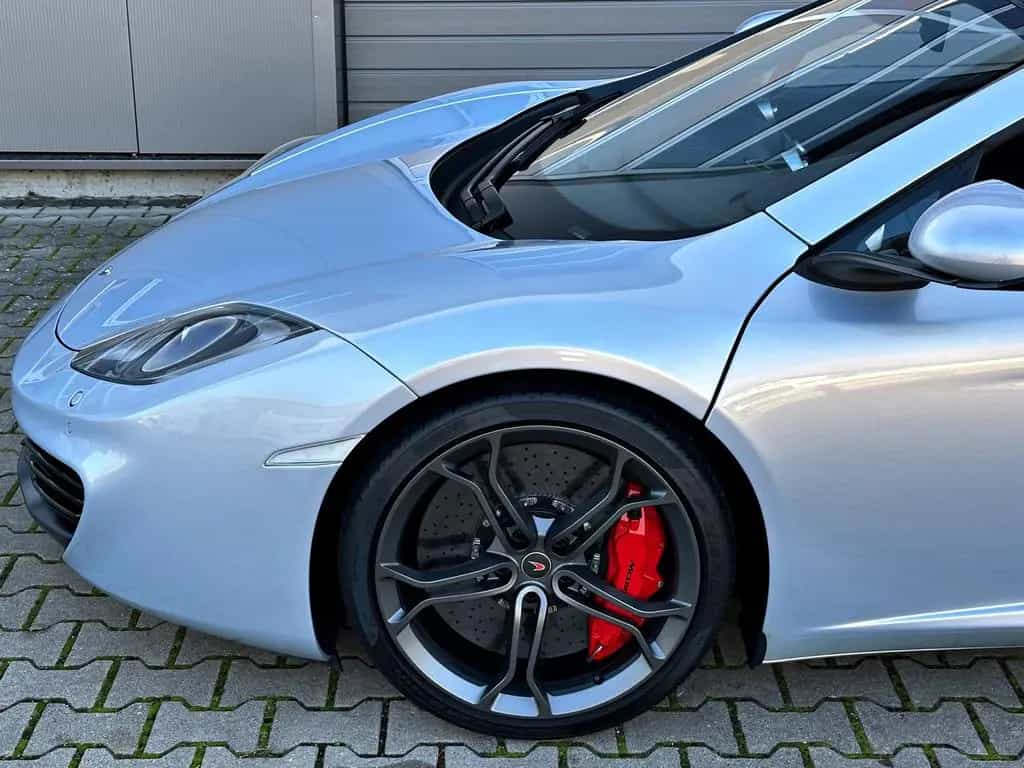 McLaren MP4-12C 3.8 V8 Spider Ice Silver Service McL NEU 05/2013-photo-41