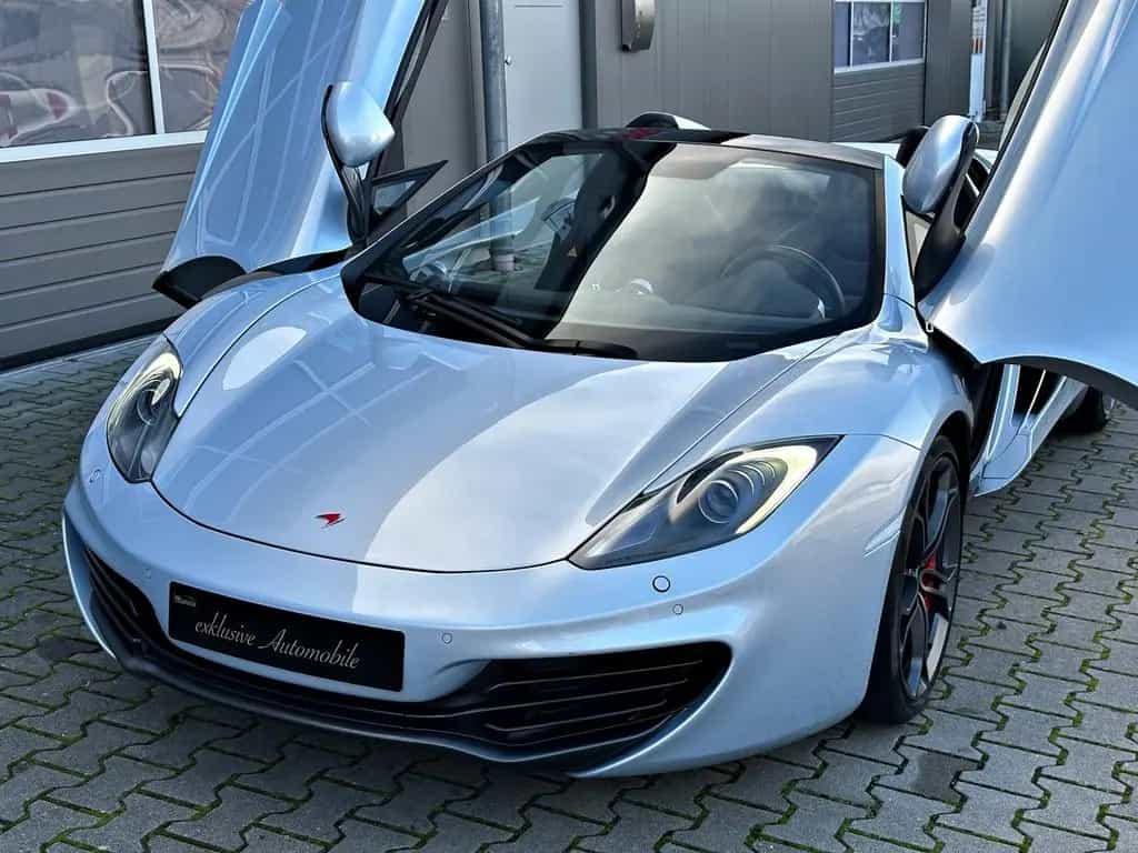 McLaren MP4-12C 3.8 V8 Spider Ice Silver Service McL NEU 05/2013-photo-46