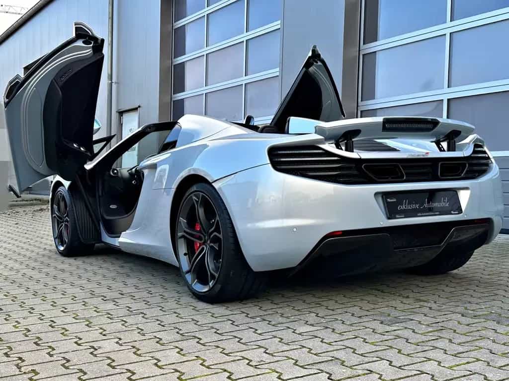 McLaren MP4-12C 3.8 V8 Spider Ice Silver Service McL NEU 05/2013-photo-6