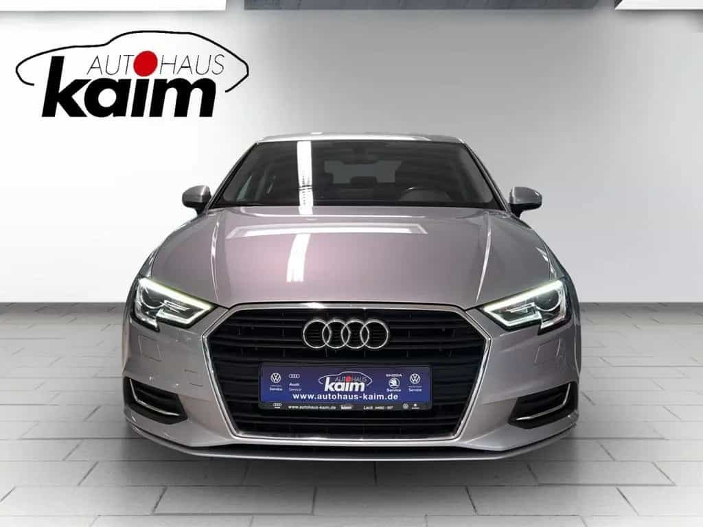 Audi A3 Limousine  1.0 TFSI design 04/2017-photo-7