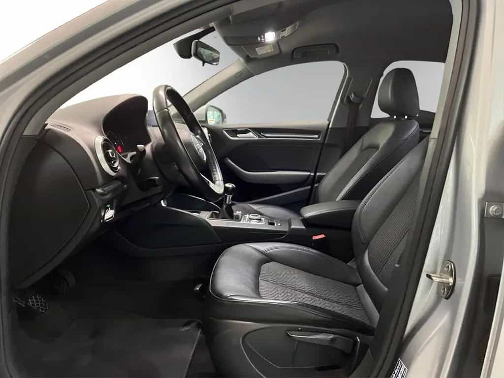 Audi A3 Limousine  1.0 TFSI design 04/2017-photo-8