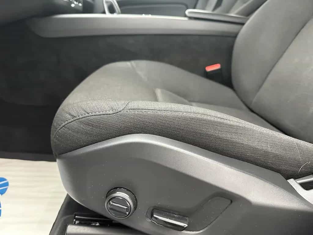 Volvo XC60 Momentum Pro 2WD "1 HAND-NAVI-CAM-SITZH" 02/2022-photo-20