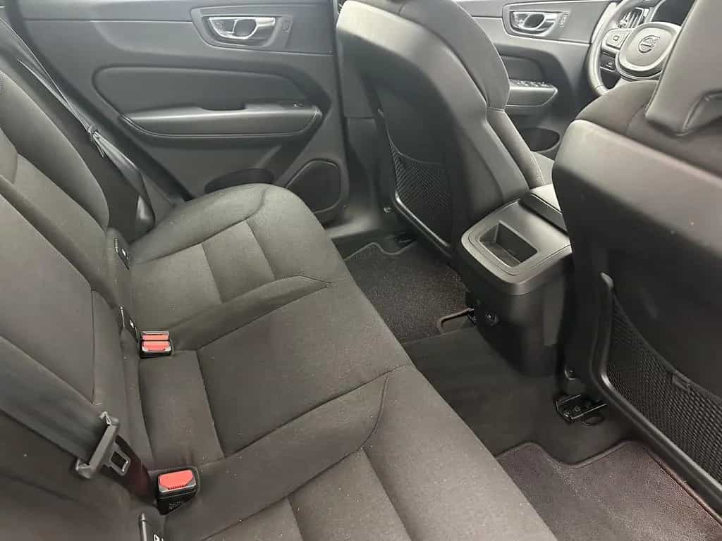 Volvo XC60 Momentum Pro 2WD "1 HAND-NAVI-CAM-SITZH" 02/2022-photo-22