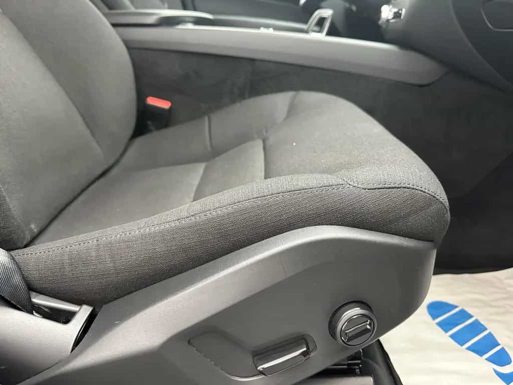 Volvo XC60 Momentum Pro 2WD "1 HAND-NAVI-CAM-SITZH" 02/2022-photo-8