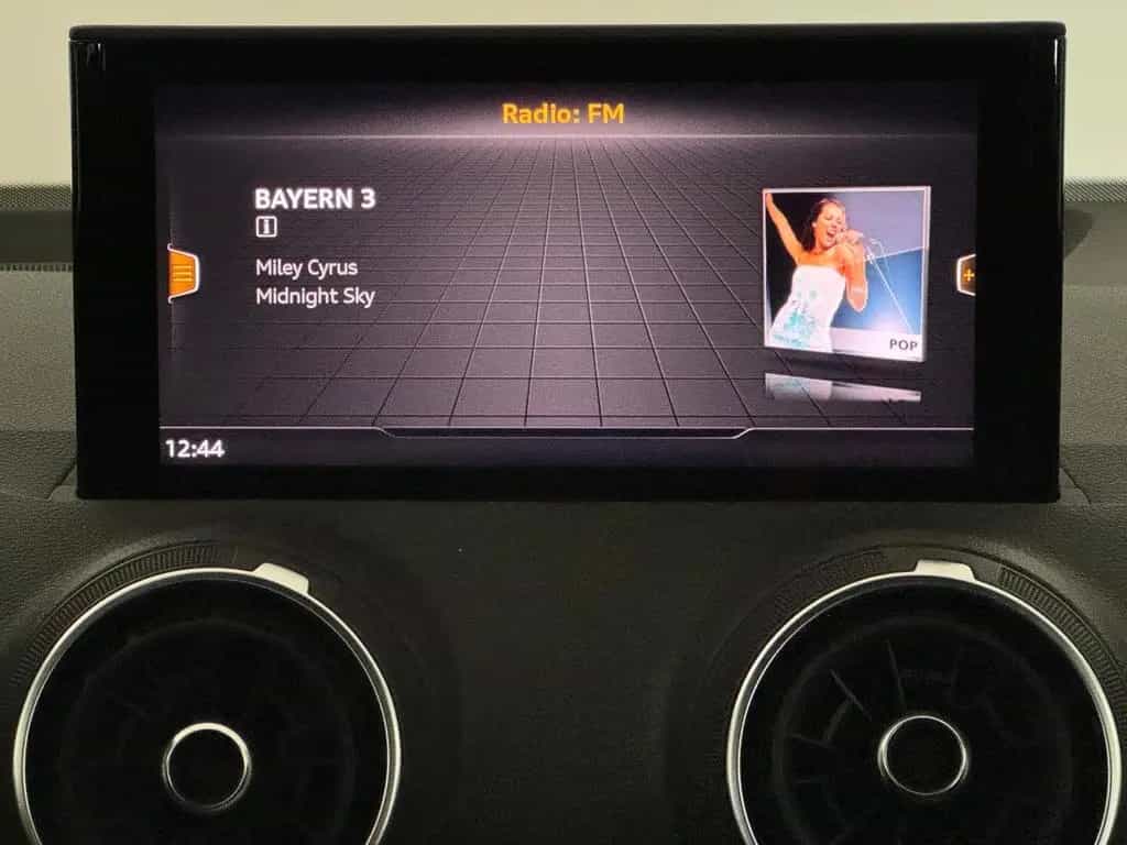 Audi Q2 1.0 TFSI Proline LED Navi-app Parkhilfe apple 03/2022-photo-18