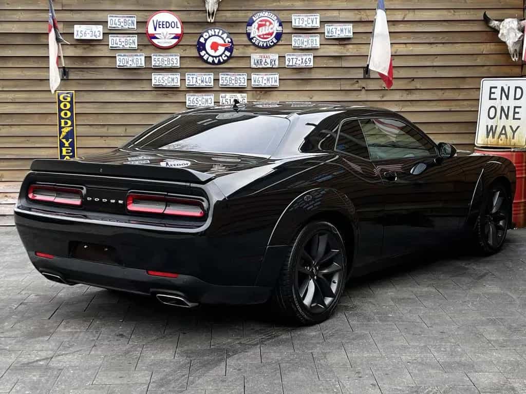 Dodge Challenger 5,7L SHAKER Widebody Schiebed. BREMBO 06/2021-photo-13