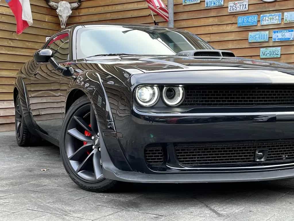 Dodge Challenger 5,7L SHAKER Widebody Schiebed. BREMBO 06/2021-photo-2