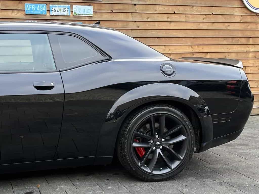 Dodge Challenger 5,7L SHAKER Widebody Schiebed. BREMBO 06/2021-photo-6