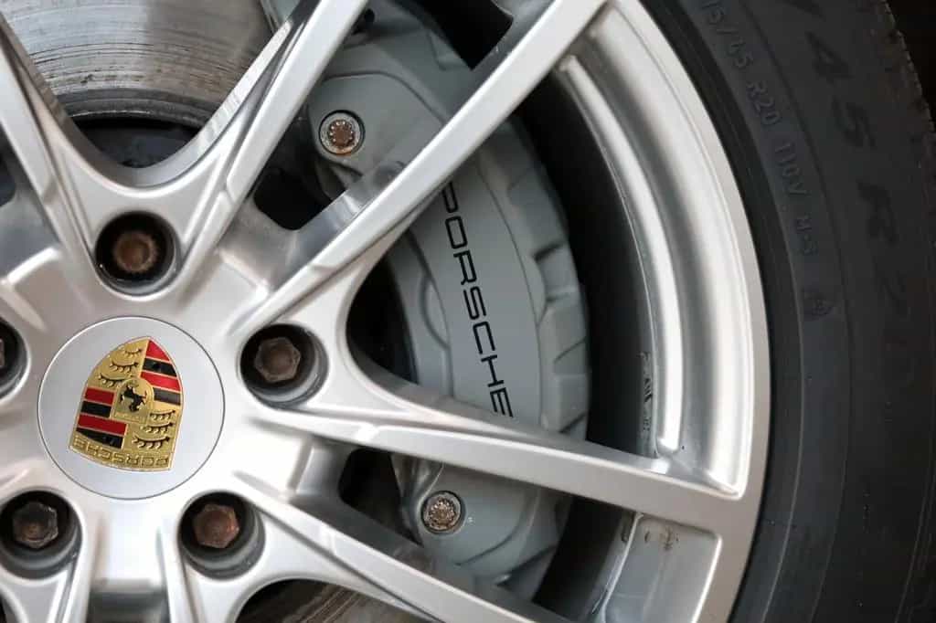 Porsche Cayenne S Leder,Navi,LED,Panorama,Kamera,SH 03/2018-photo-29