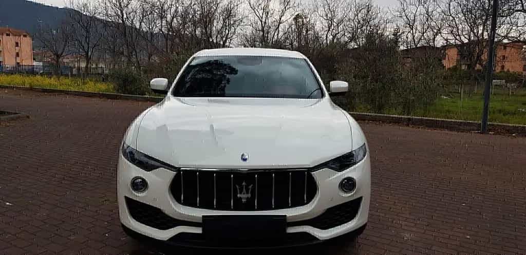 Maserati Levante V6 Diesel 275 Granlusso,pelle r 10/2017-photo-2