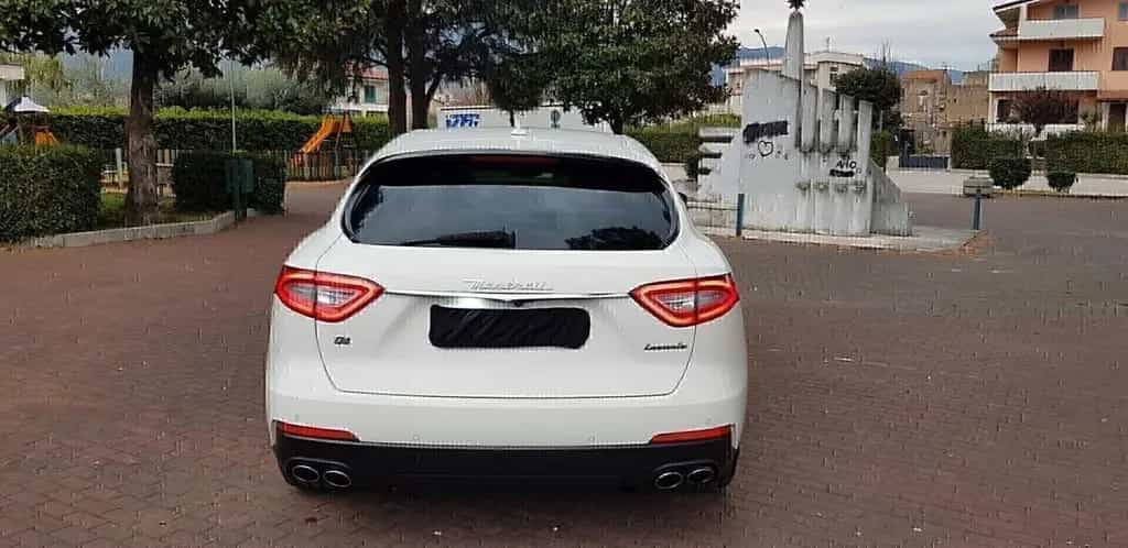 Maserati Levante V6 Diesel 275 Granlusso,pelle r 10/2017-photo-3