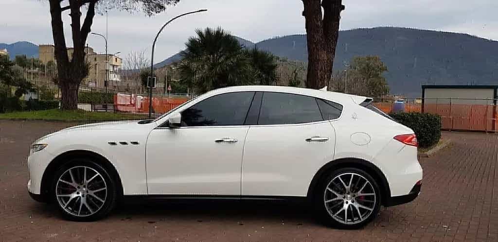 Maserati Levante V6 Diesel 275 Granlusso,pelle r 10/2017-photo-9