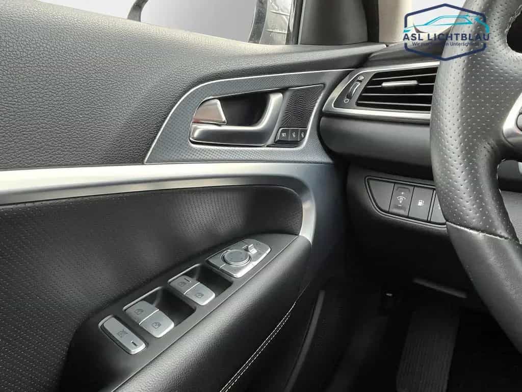 Genesis G70 Shooting Brake 2.2 D Luxury AWD Sitz-Pake... 08/2022-photo-10